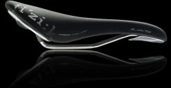 Fizik Fi'zi:k Aliante Carbone Kium Selle Vélo Route Couleur Au Choix 7 Fizik Fi'zi:k Aliante Carbone Kium Selle Vélo Route Couleur Au Choix -VTT Soldes Magasin aliante carb kium 2010 noir